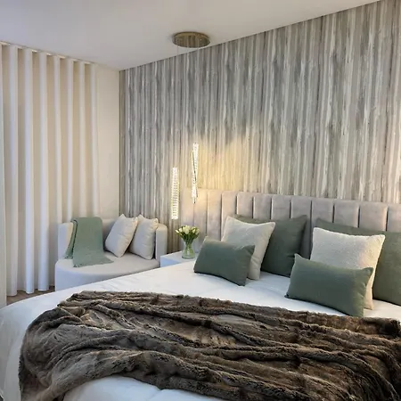 At Maries 4 펜션 *